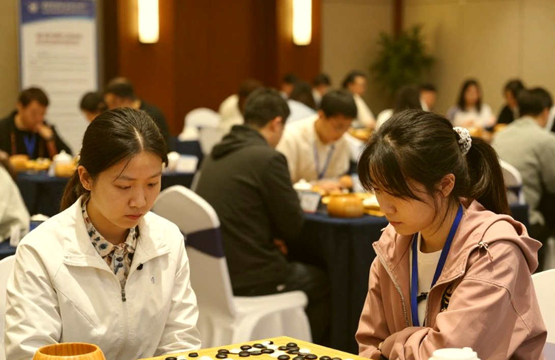 The Headline and the Body at War: A Najdorf Update, an Unverified FIDE Claim, and a Broken News Pipeline
